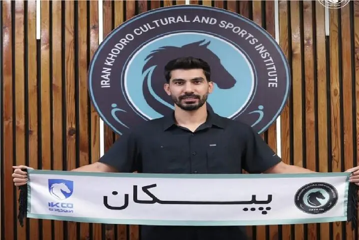 بمب نقل‌وانتقالاتی پیکان؛ ستاره پرسپولیس خودروساز شد!
