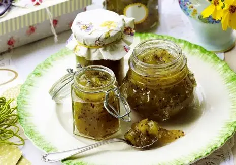 آموزش آشپزی؛ بهترین روش درست کردن مربای کیوی