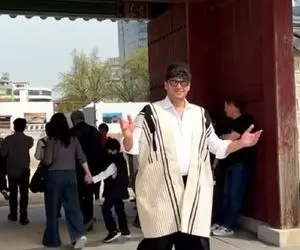 آواز اصیل؛ آقاهه با لباس بختیاری رفته تو قصر جومونگ چه جولانی میده