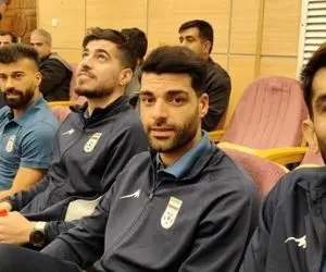 (عکس) دیدار ملی پوشان فوتبال با فرمانده سپاه