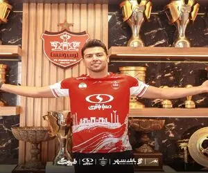جلسه مهم در پرسپولیس؛‌ امروز انتقال یک بازیکن به استقلال نهایی می‌شود؟
