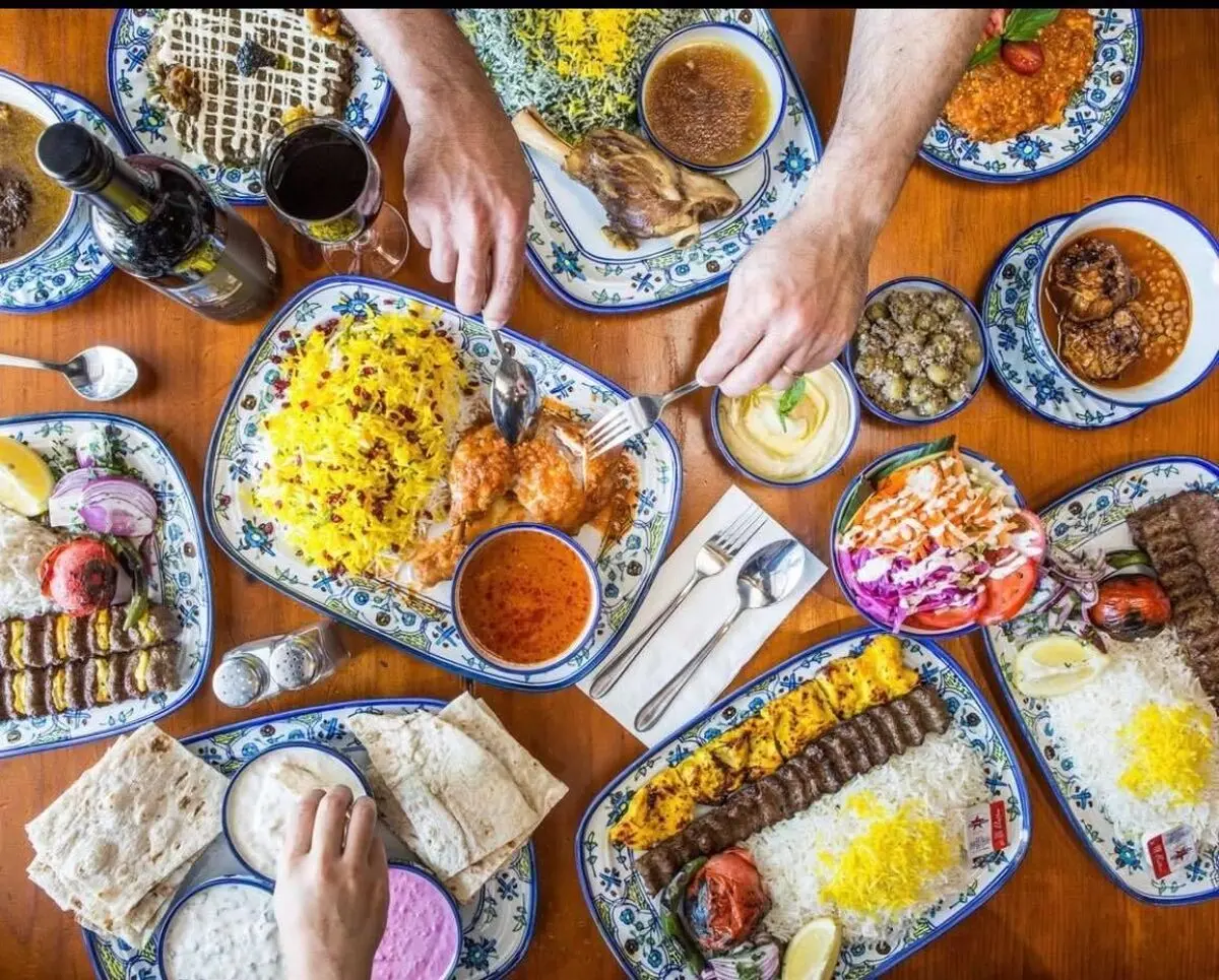 چیدمان میز شام ایرانی