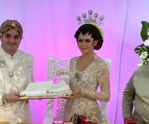 (عکس) جشن عروسی پسر وزیر جنجالی شد!