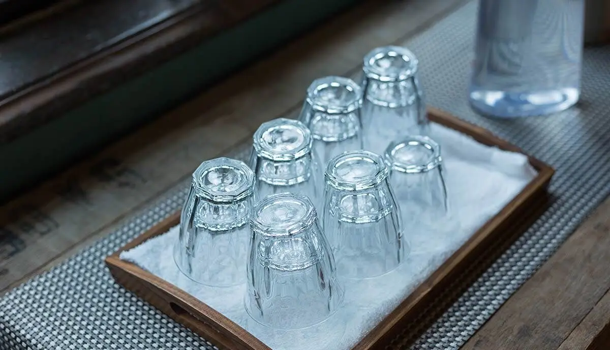 Fix-the-opacity-of-the-glass-3