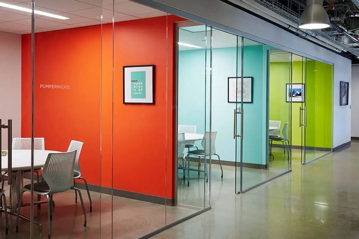 شیشه دکوراتیو