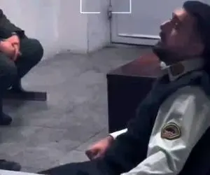 آواز جگرسوز؛ سرگروه بان تو شیفتش برای سربازها آهنگ ماهسون رو خوند و دل تراشید