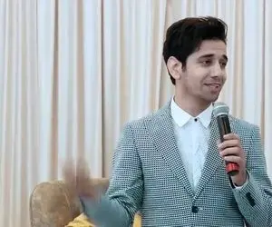 آواز محلی؛ این پسر جوان آهنگ شاد ترکی من ترک ایرانم رو چه با شور و شعف می خونه