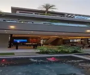 معماری خلاقانه؛ خونه ساختن اسکی از ماسوله سینماشم انداختن تو استخر هم فال هم تماشا