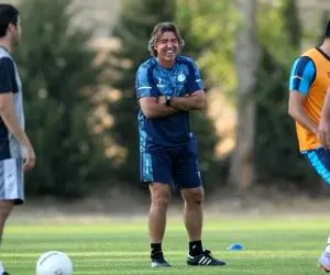 (تصویر) عکس یادگاری ساپینتو با ناجی های استقلال!