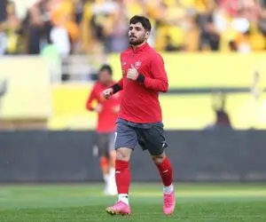 عمری به بازی با شمس آذر می رسد؟