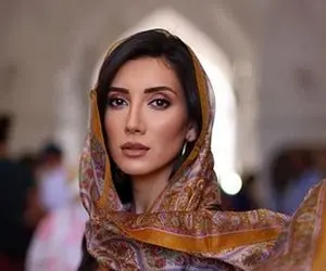 صدف بیوتی؛ کاسب تمام‌ وقت غم و شادی مردم 