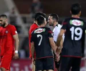 (عکس) حضور یک مهمان ویژه در بازی تراکتور - پرسپولیس