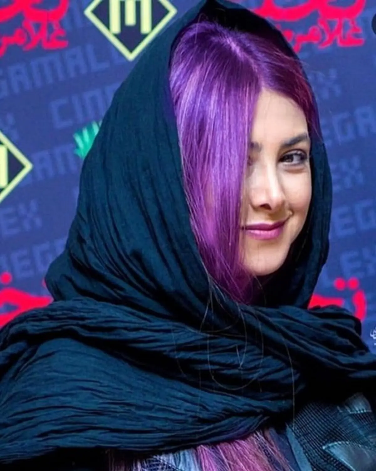 آزاده صمدی