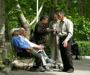 حقوق بازنشستگان بسیار ناعادلانه است باید اضافه شود 