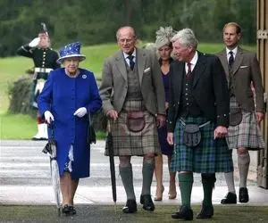 دامن به کمد لباس مردان باز می‌گردد!