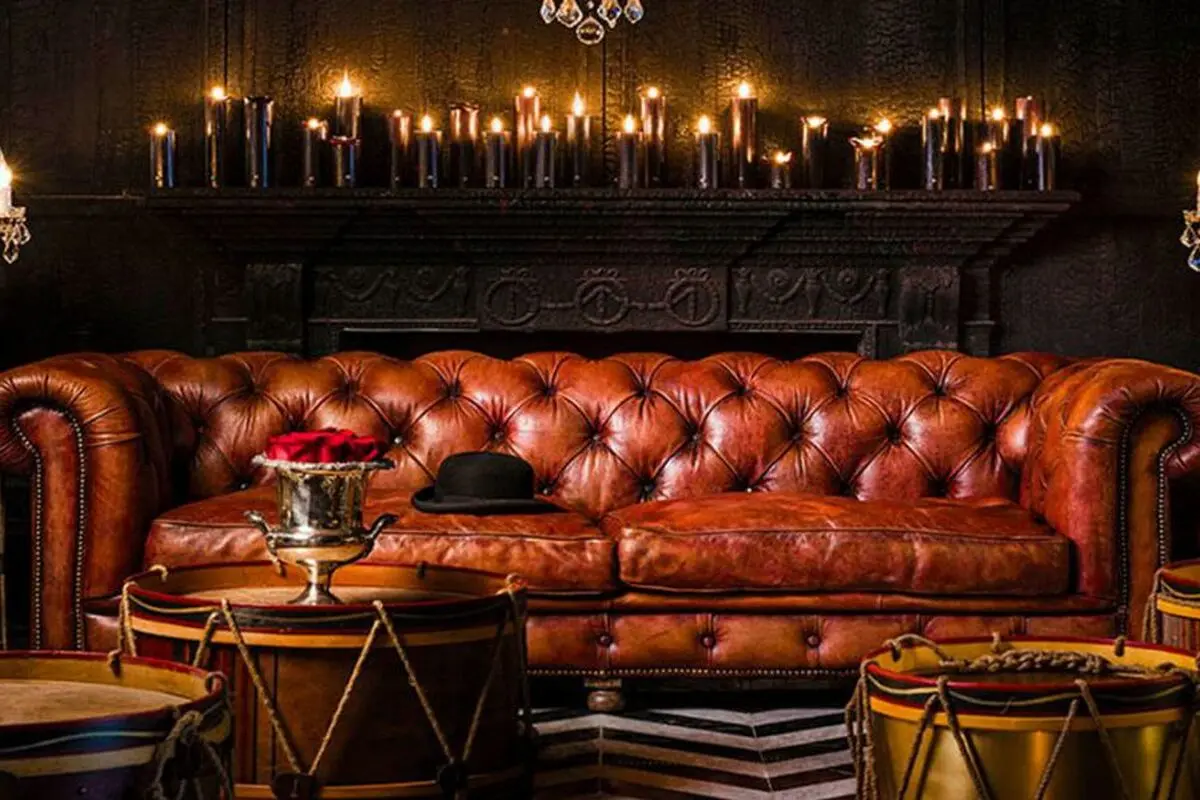 Chester-sofa-buying-guide1-e1628533954392