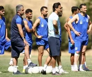 چرا استقلال اجازه تمرین در مجموعه ورزشی انقلاب را ندارد؟