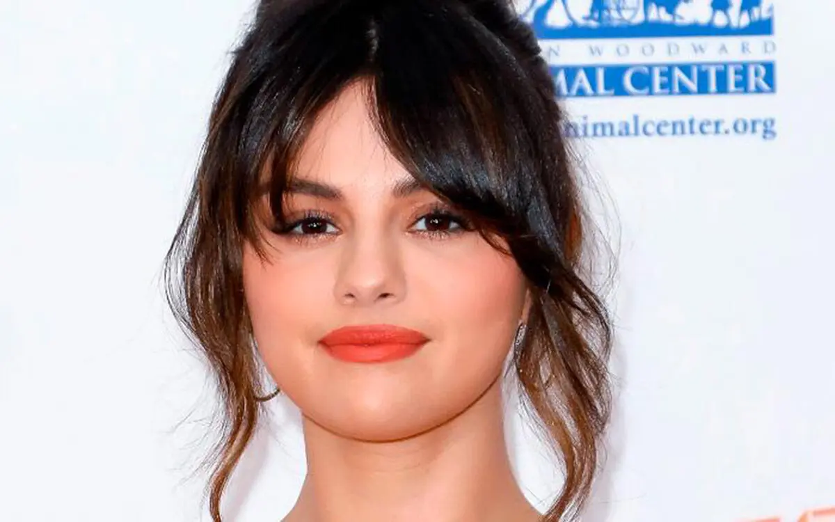 201007101907-05-selena-gomez-mental-health-rare-beauty-exlarge-169