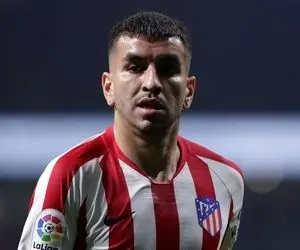 (عکس) اولین فوتبالیستی که از روی نیمکت گل زد! 