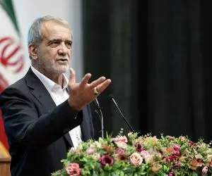 (ویدئو) شنیده شدن صدای آژیر در محل سخنرانی مسعود پزشکیان!