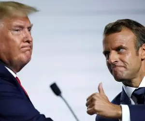 (ویدئو) ترامپ و ماکرون هنگام دست‌ دادن باهم مچ انداختند!
