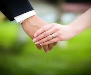 تهیه جهیزیه به عهده کیست؛ جناب ماه داماد یا خانواده عروس خانوم؟