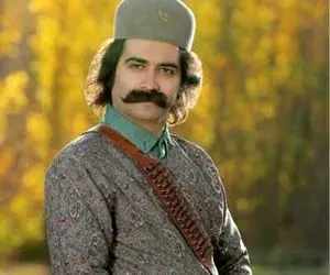 آواز بهشتی؛ شهریار کریمی با حنجره طلاییش جوری این آهنگ رو خوند که همه کیف کردن