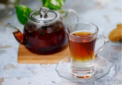 آموزش آشپزی؛ طرز تهیه چایی دو رنگ برای خواستگاری