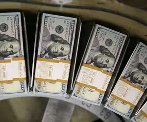 قیمت دلار و یورو در صرافی ملی امروز شنبه 4 اردیبهشت 1400