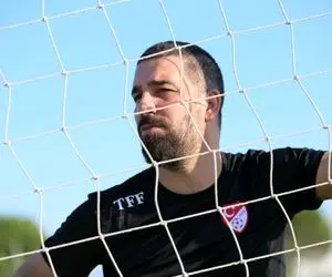 هافبک پیشین بارسلونا در تمرینات آلومینیوم اراک!