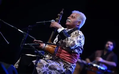 آواز محلی؛ فرج علیپور این آهنگ رو انقدر با احساس خوند که همه عاشق اجراش شدن