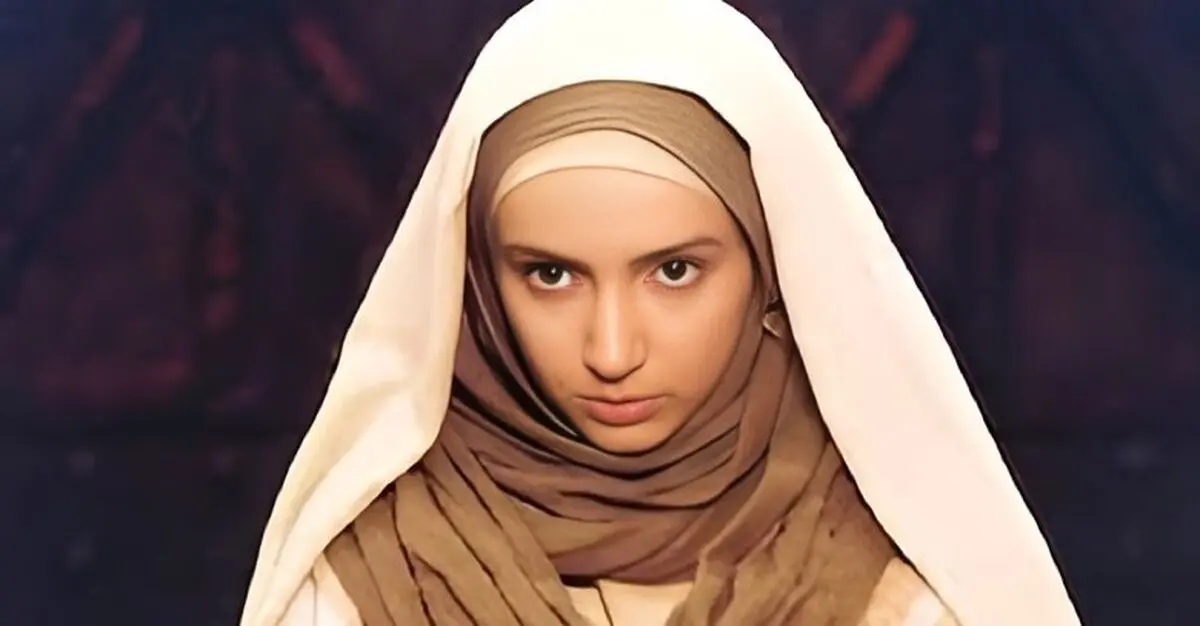 شبنم قلی خانی