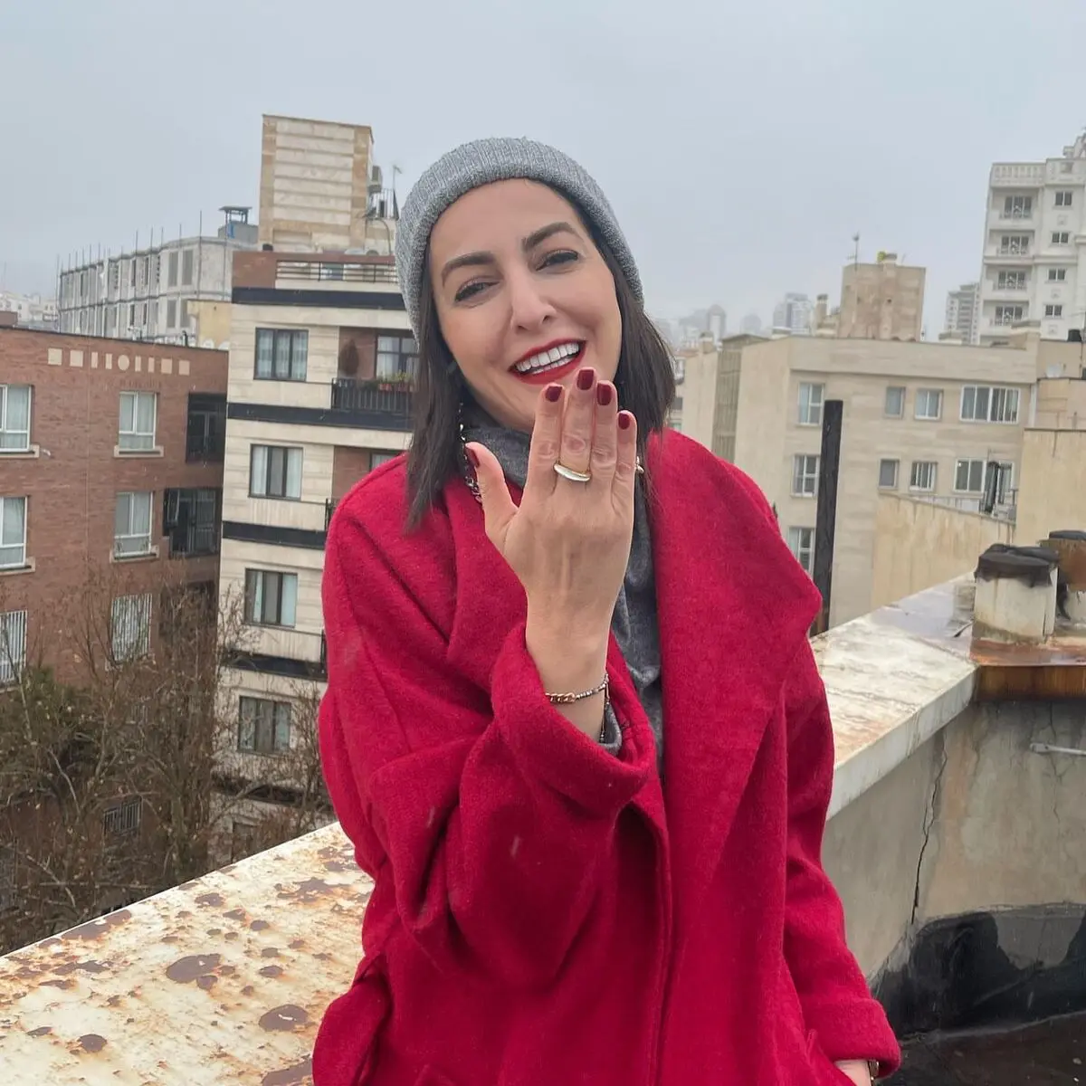 shaghayeghdehghanofficial_1643282236