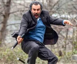 موزیک کودکانه در ماشین محسن تنابنده همه را متعجب کرد!