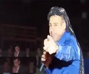 آواز شاد؛ کنتاک لقمان عزیزی با آذری خوندنش بنازم به این کورد که پیرمرد رو به رقص آورد