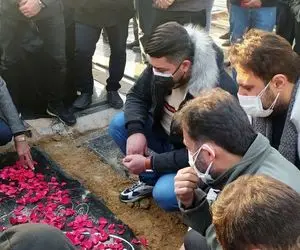 (عکس) تصویری از آرامگاه ابدی علی انصاریان