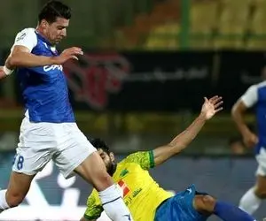 واکنش بازیکن استقلال به پنالتی جنجالی بازی با صنعت نفت