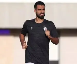 ستاره دفاعی استقلال بازی با هوادار را از دست داد