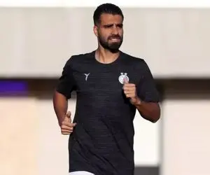 ستاره دفاعی استقلال بازی با هوادار را از دست داد