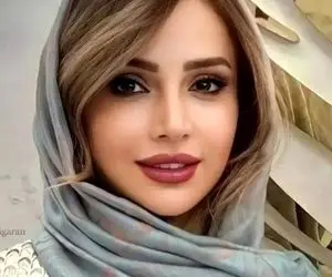 آواز معروفا؛ حرکات مدلینگی شبنم قلی خانی با آهنگ خارجی برای یک برند جواهرات لاکچری