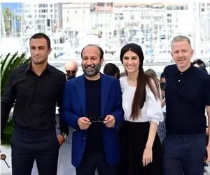 (ویدیو) فتوکال فیلم قهرمان با حضور اصغر فرهادی، سارینا و امیر جدیدی