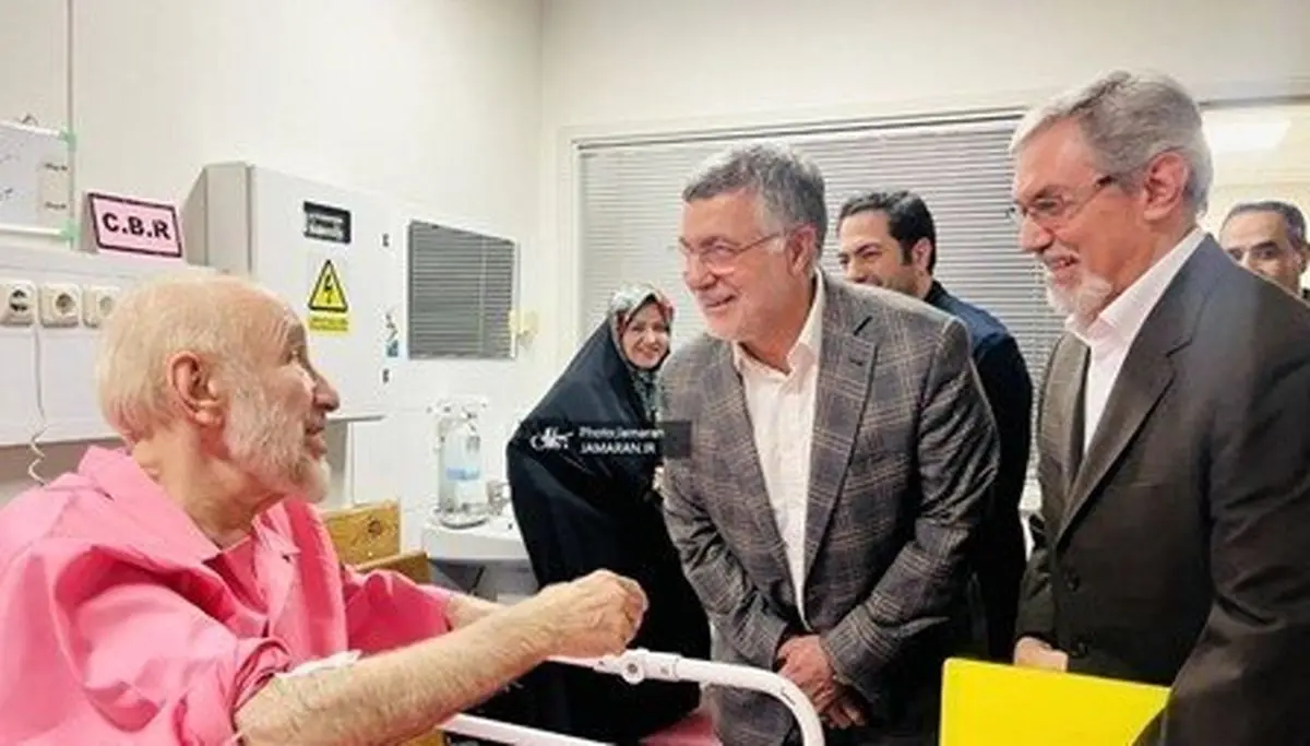 عیادت وزیر بهداشت از سید محمد خاتمی