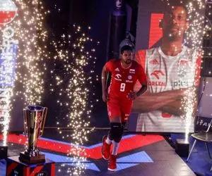 کشف همزاد عجیب و غریب مسی در یک زمین بازی دیگر