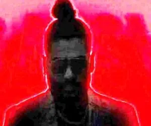 دغدغه فرهنگ و ایران زیر پست ساسی مانکن!