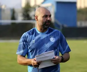 استقلال با سرمربی جدیدش توافق کرد