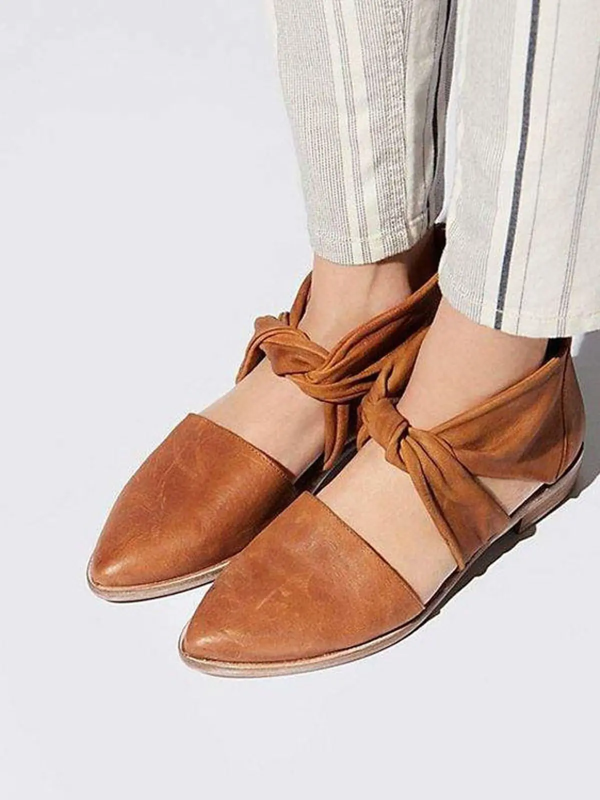 کفش با شلوار پارچه ای زنانه