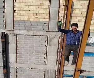 آواز شاد؛ مرده تو آسمون رو تیرآهن اینجوری میرقصه رو زمین بود چیکار میکرد