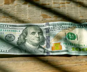 قیمت دلار و قیمت یورو امروز سه شنبه 26 اسفند 99