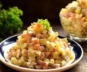 طرز تهیه سالاد روسی ساده و خوشمزه