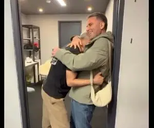 دنیای بازیگران/هوتن شکیبا و سینا ساعی رفتن تئاتر دوستشون/چه عشقی کردن